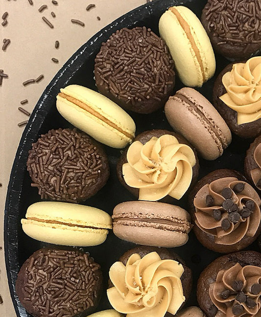 Chocolate Caramel Party Tray