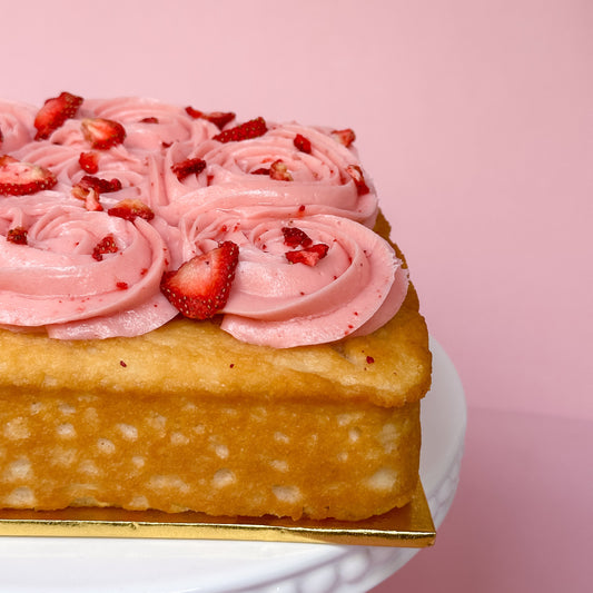 Vanilla Strawberry Snack Cake