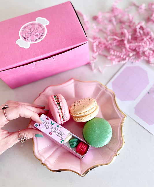 Elf on the Shelf Macaron Set (12/19-21 Pickup)