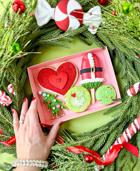 Grinch Inspired Treat Box (12/19-21 Pickup)