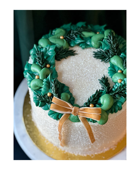 Velvet Bow Wreath Cake (12/19-21 Pickup)