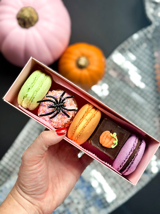 Tiny Treat Box