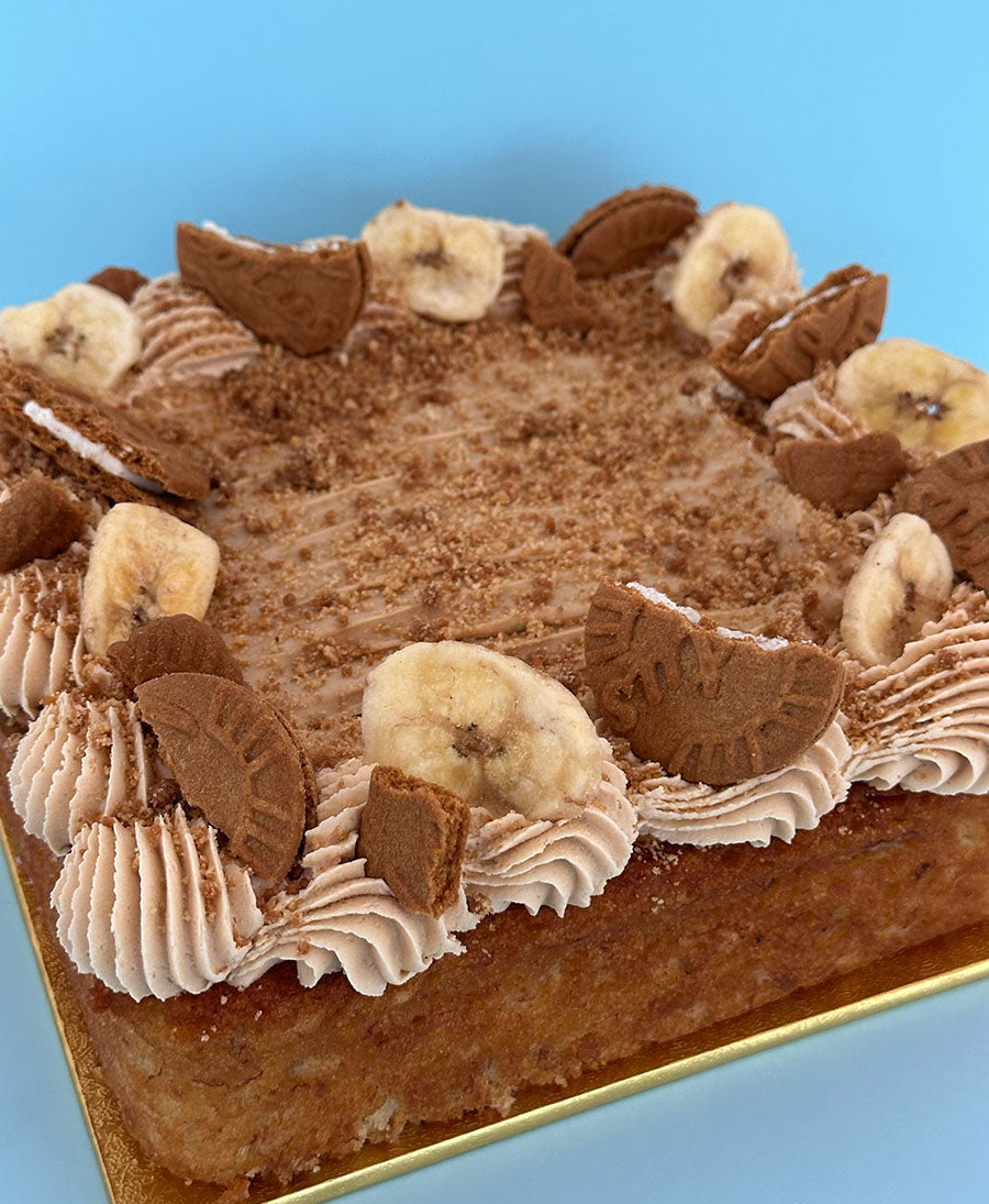 Banana Biscoff Snack Cake