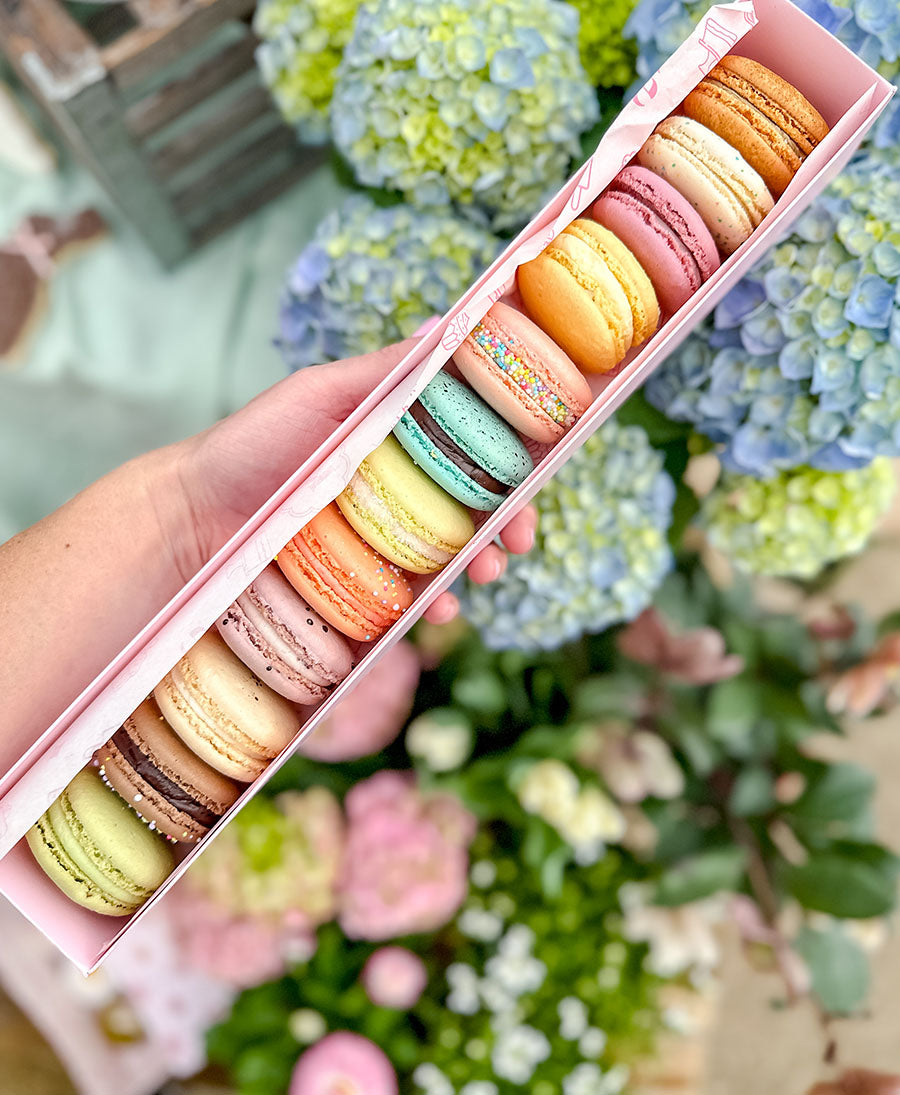 1 Dozen Easter Macarons